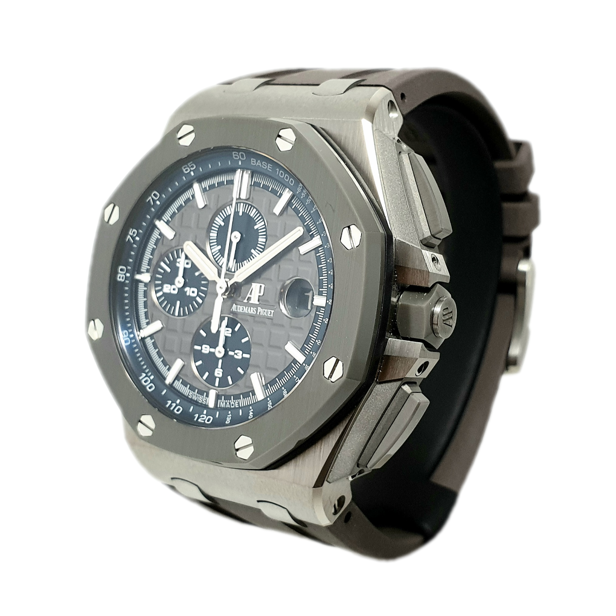 AudemarsPiguet_RoyalOakOffshore_Chronograph_Ref. 26400IO.OO.A004CA.02_(44mm-Titanium)_Left