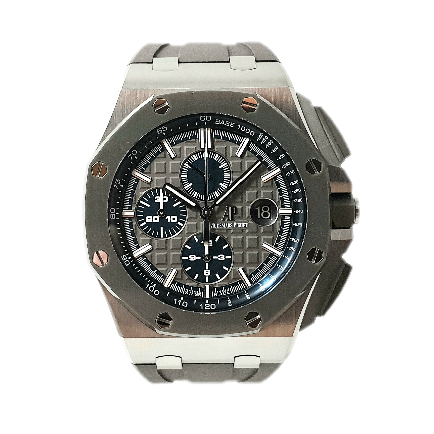 AudemarsPiguet_RoyalOakOffshore_Chronograph_Ref. 26400IO.OO.A004CA.02_(44mm-Titanium)_Front