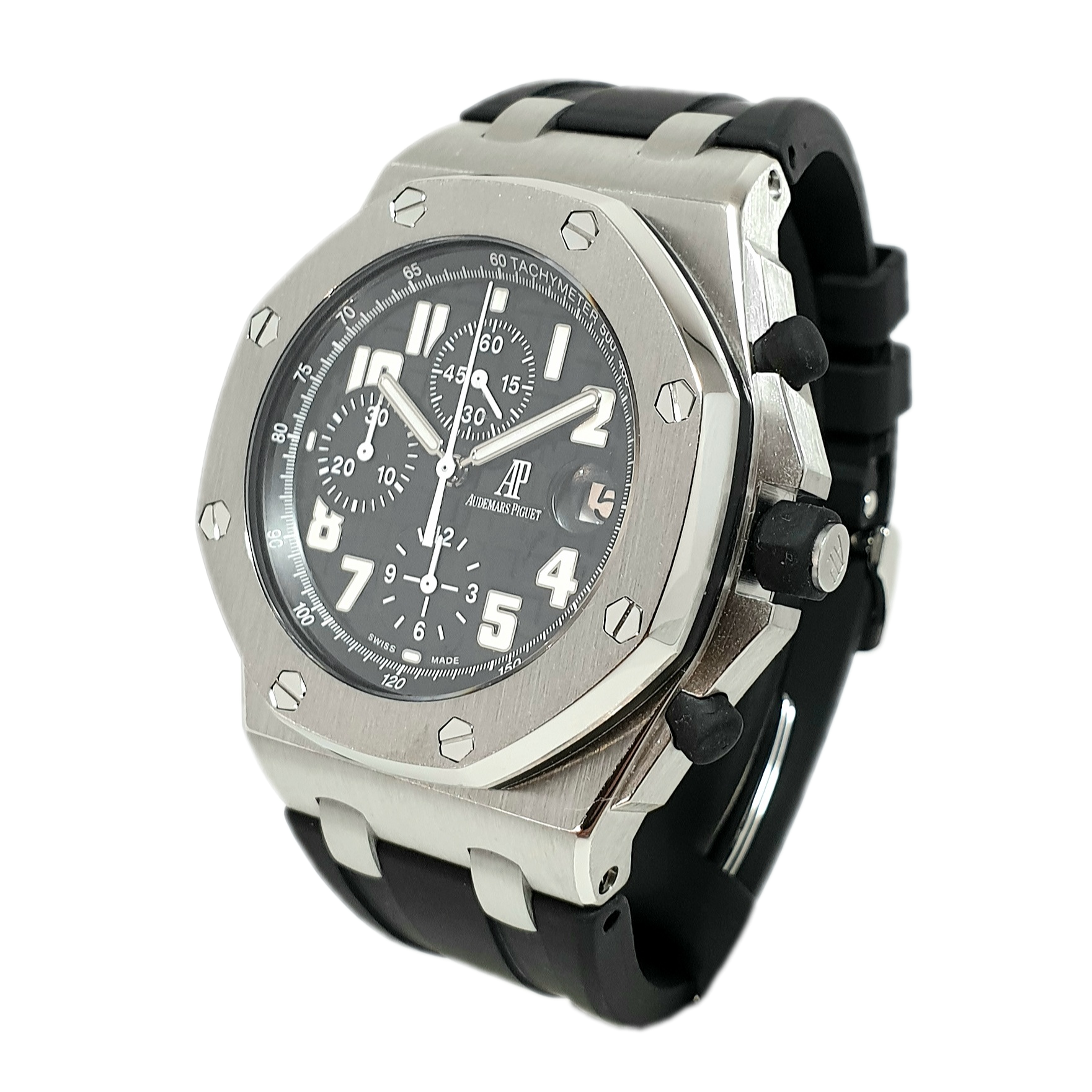 AudemarsPiguet_RoyalOakOffshore_Chronograph_BlackTheme_(Steel-42mm)_Left