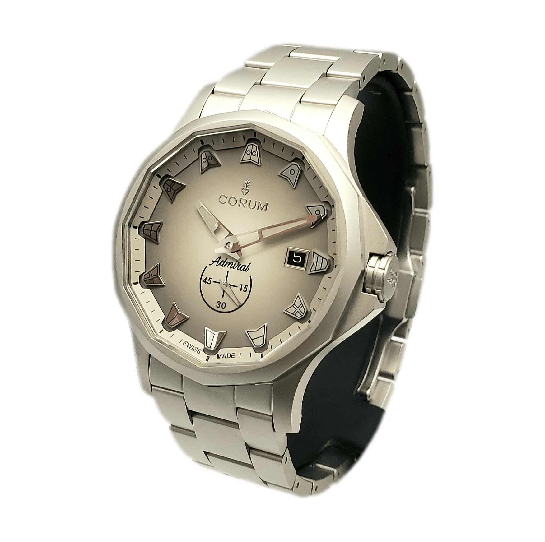 Corum_LimitedEditionOf100_AdmiralsCup42_ref. 395.201.20- V800AK50_GradientGreyDial_(42mm-Steel)_Left